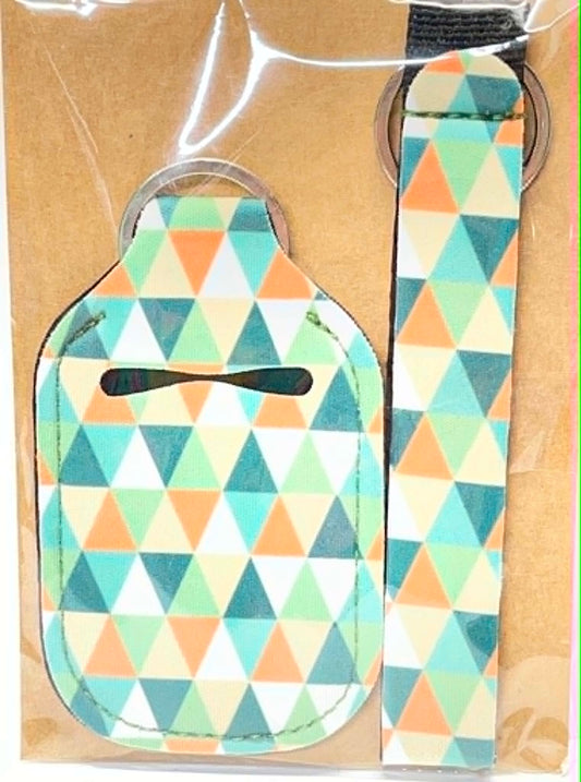2 PC GREEN AND ORANGE TRIANGLES