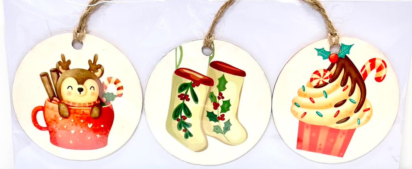 3 PC SET REINDEER STOCKING CUPCAKE
