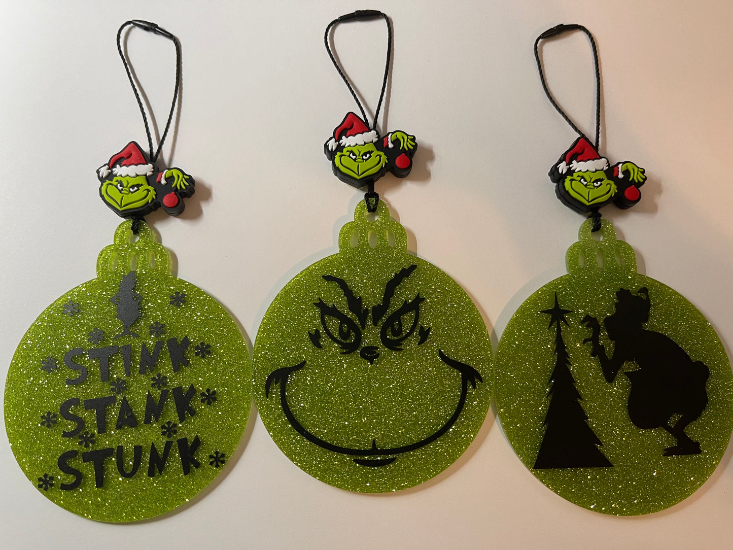 3 PC SET GRINCH WITH CHARM