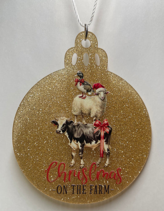 CHRISTMAS ON THE FARM