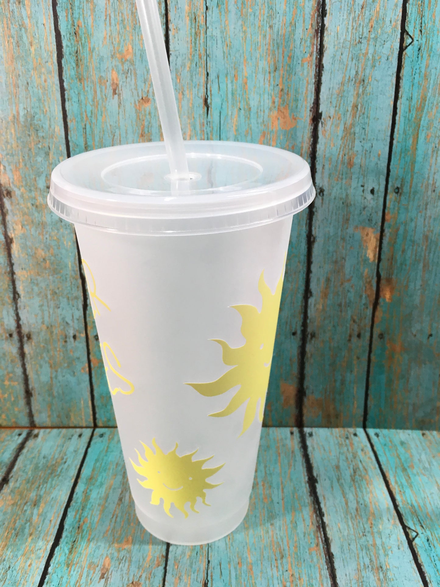 Summer Vibes with Sunshine Cream to Yellow